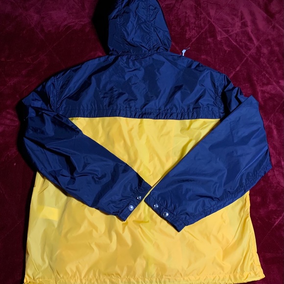 Polo Windbreaker - Picture 6 of 6